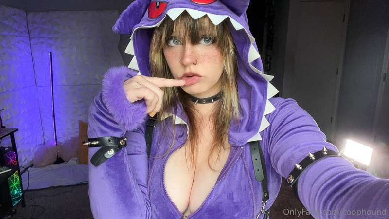 THE FAMOUS GENGAR SUIT!!(more gengar content coming Soon too.. 14