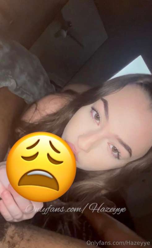 I sucked his dick then let him fuck me raw 💦💦 I love getting..