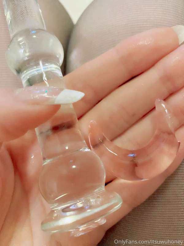 I dropped my moon plug when filming this and broke the top o..