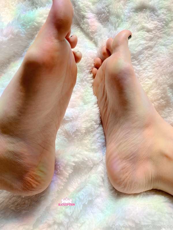 This photoset is being released here slowly this week, 44 pi.. 2