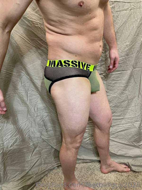 Sexy massive briefs! 10