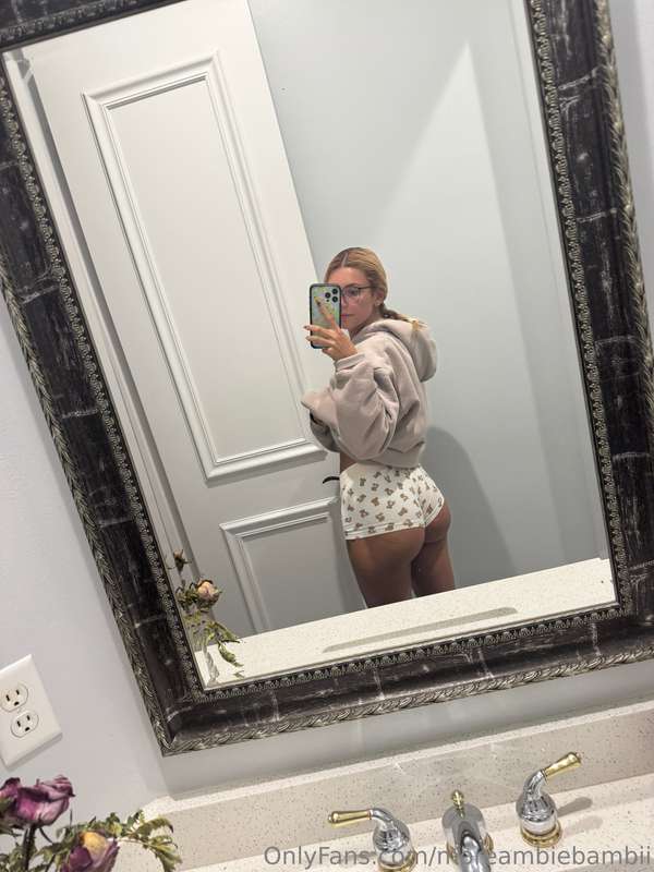 what type of content do y'all wanna see? 🙈