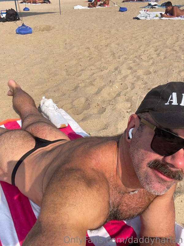 Happy Hump Day, my babies.