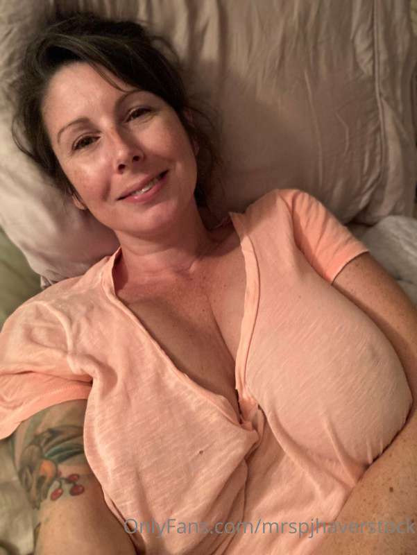 Just some quick bedtime selfies… sweet dreams…