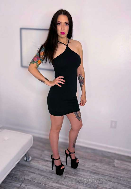 Little black dress🖤🖤🖤 3