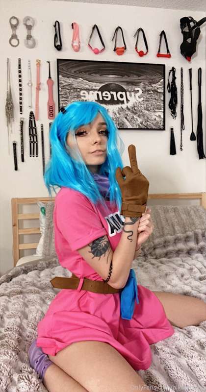 Bulma image set 💦 video is uploading so it’ll be up either t.. 7
