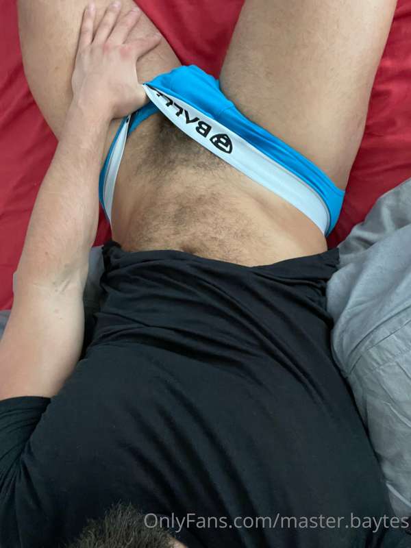 All I want to do today is find a nice hole to use and drink .. 7