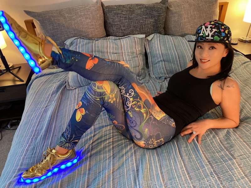 Asianvixen4U - Fansly - 09 Mar, 2022