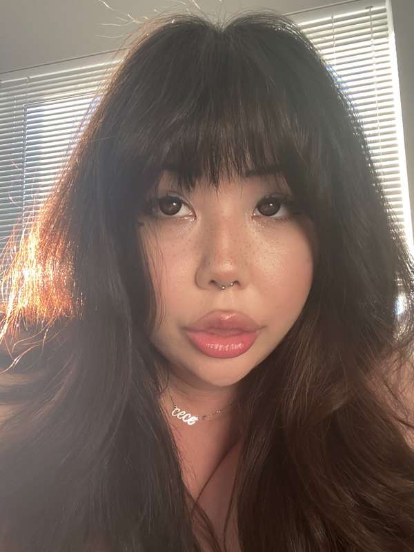 would you date me? (like in real life!) 🙂‍↔️ 4