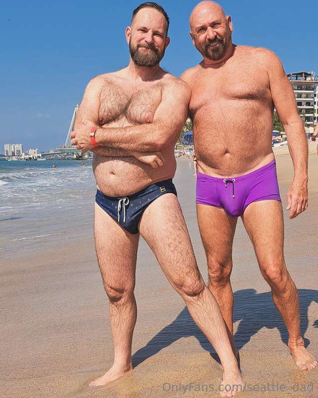 A few weeks ago I wore a Speedo to the beach for the first t.. 4