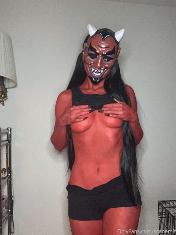 posting a devilish video in a few hours 

happy Sunday 🙏 3