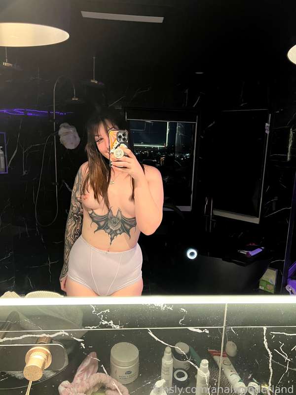 Analwonderland - Fansly - 09 Apr, 2024