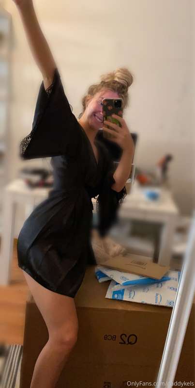 GOT MY FIRST AMAZON WISHLIST GIFTS TODAY😩🥰 big shoutout to o..