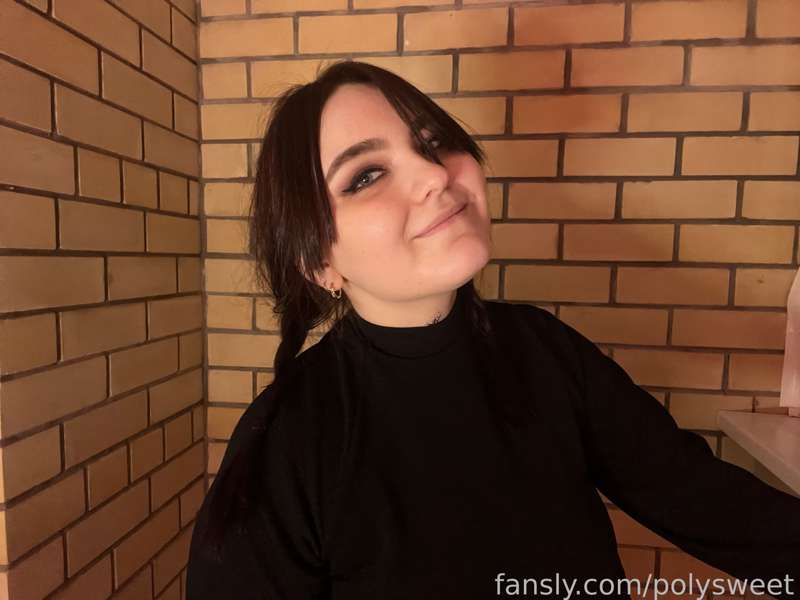 Polysweet - Fansly - 23 Dec, 2022 8