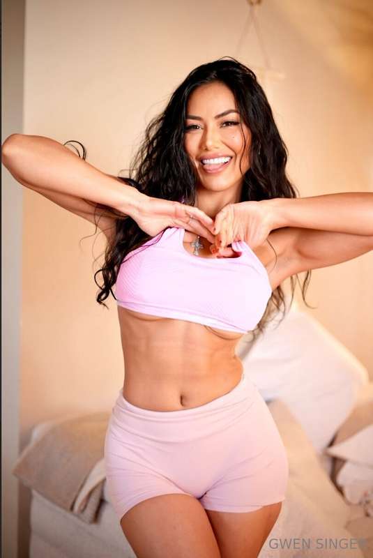 Happy MONDAY!! Hope you all SMILE today!!🥰