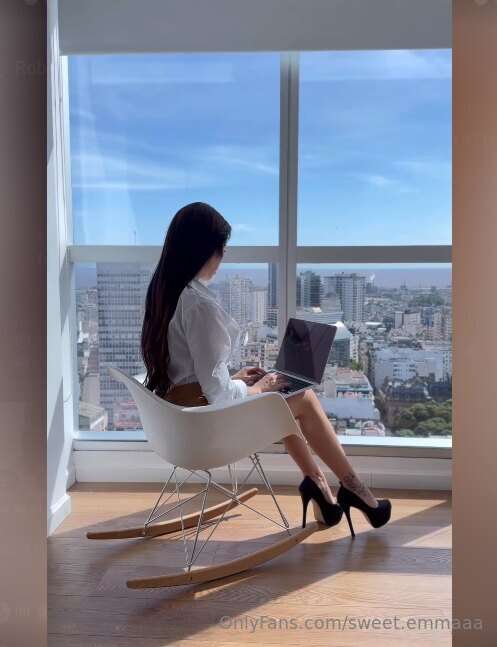 Que trabajo tienes para hoy? 😈🥵