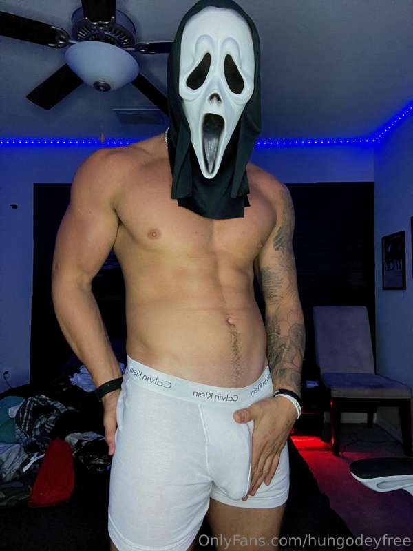 I wanna hear you scream 😈