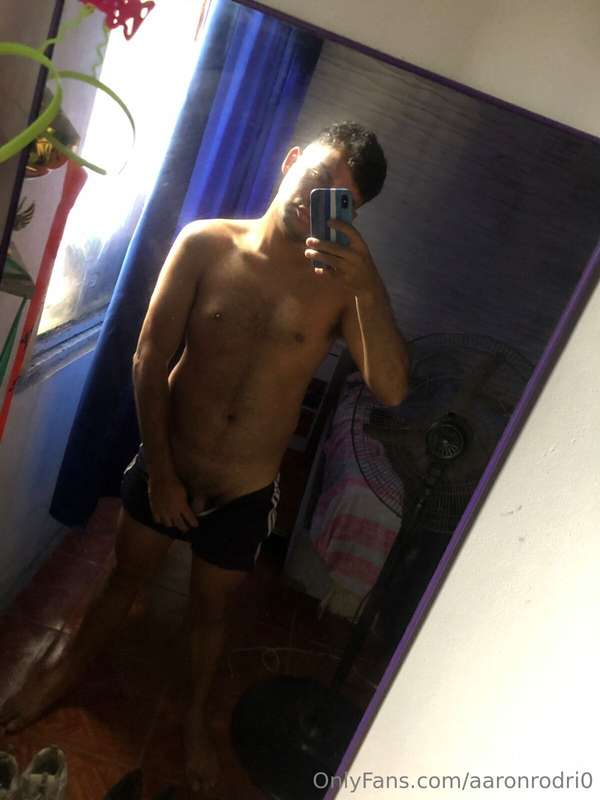 Hello 👅