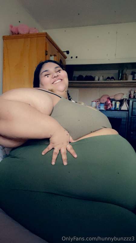 Hunnybunzzz3 - Onlyfans - 09 Apr, 2024