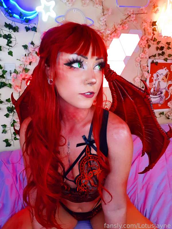 Lotusjayne - Fansly - 23 Aug, 2021 2
