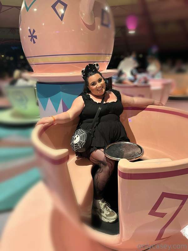 Round lil nugget in Disney hehe 1