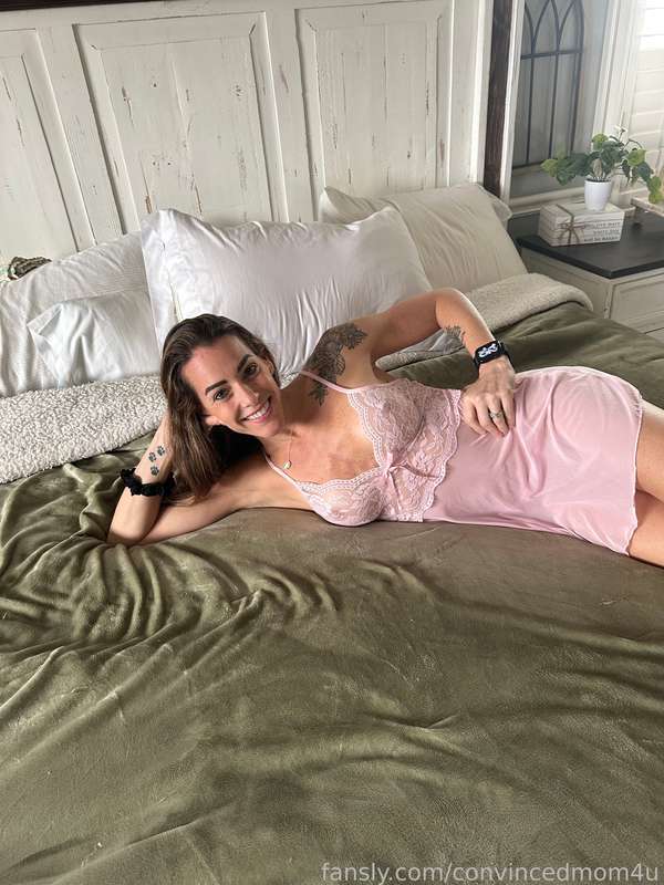 Convincedmom4U - Fansly - 13 Apr, 2025