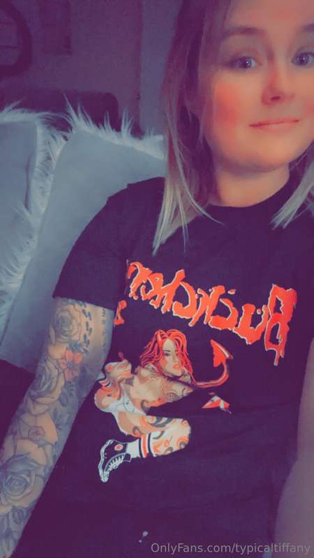 Typicaltiffany - Onlyfans - 19 Sep, 2024