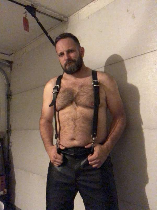 Got a new pair of leather shorts to match the wallet I got f.. 1
