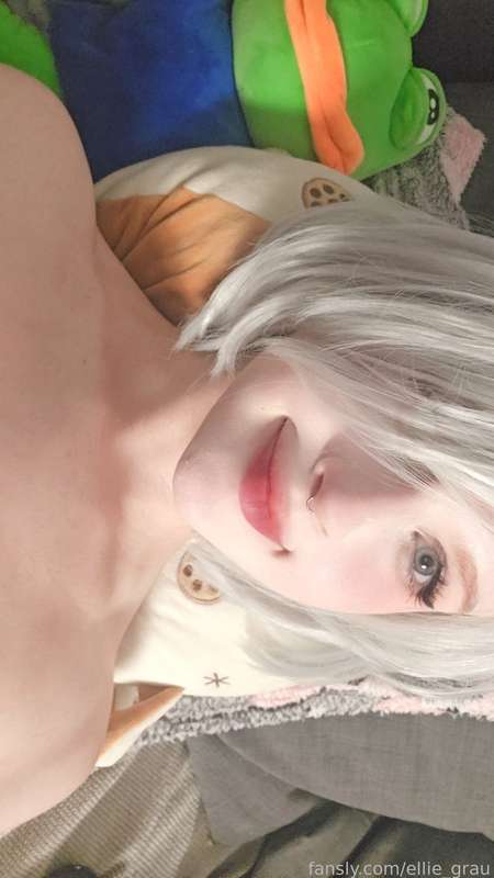 Ellie_Grau - Fansly - 17 Jul, 2024
