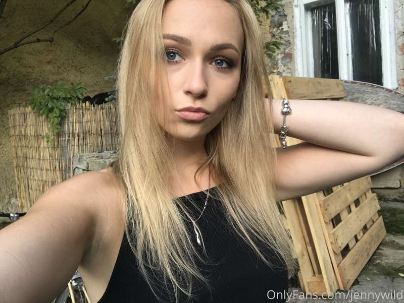 Selfie time!!!❤️🥰😍😈 4
