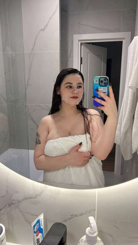 Tonight I decided to give myself a full-on relax evening, no..