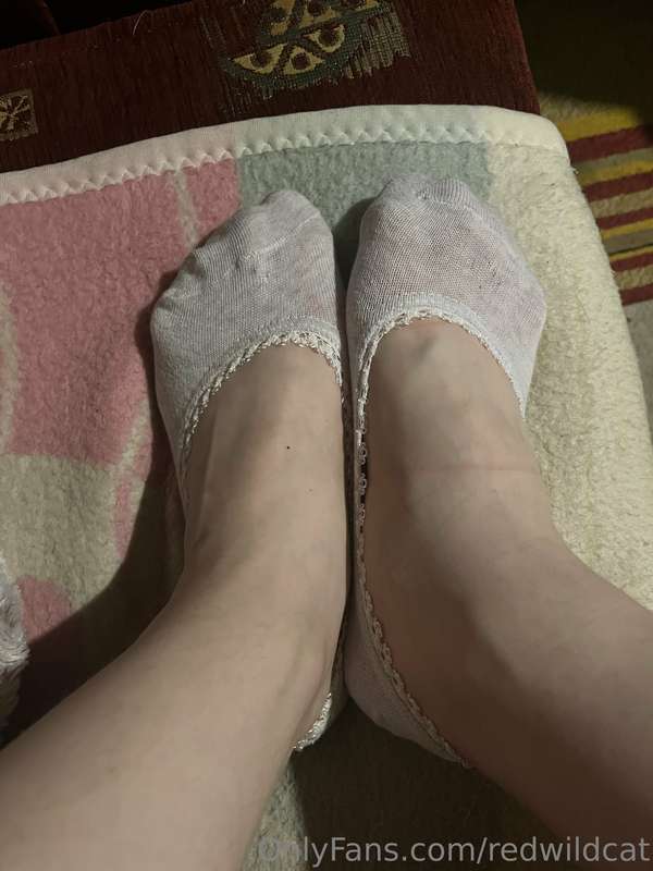 My feet are in pretty good shape (at least I think so ^^ ) 3