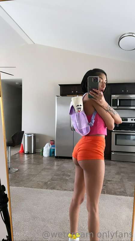 doraaaaa the explorer 💛 who want public content ( had to p i.. 12