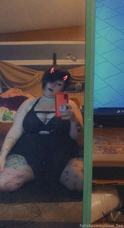 Illow_Fae - Fansly - 07 Oct, 2021