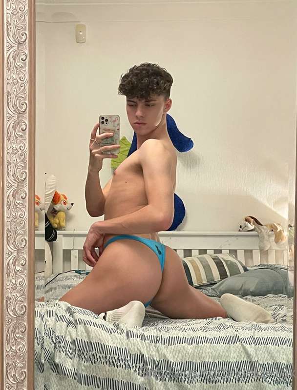 Eat it like a cupcake 🧁 1