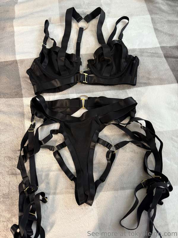 Want a piece of me? How about stroking that dick to one of m.. 5
