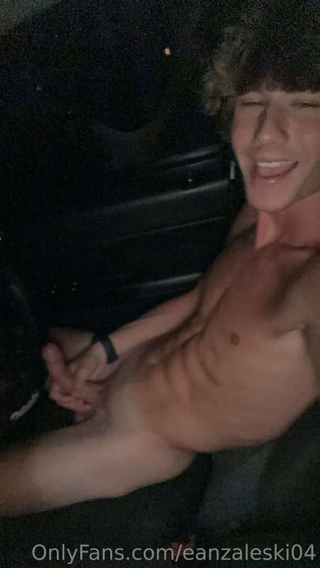 Being naughty in the car 😈🍆 hope no one saw me 🤪