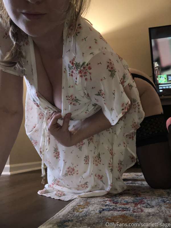 Do you like my dress? 👗