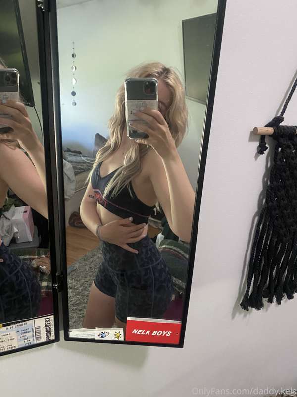 looook how cute these shorts are😍😍 btw i got my first tat ;)