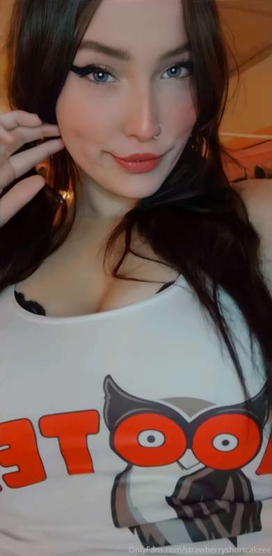 swipe to take my top off !! >.