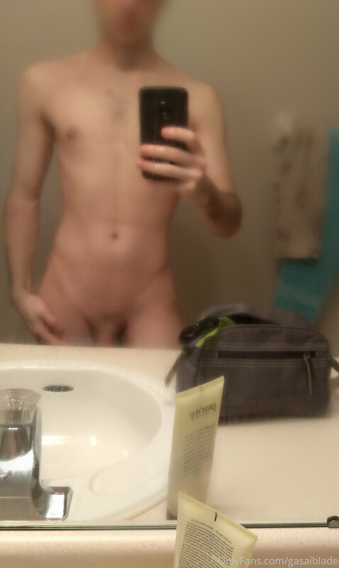 Some shower selfies from a little back :P Hope you guys are ..
