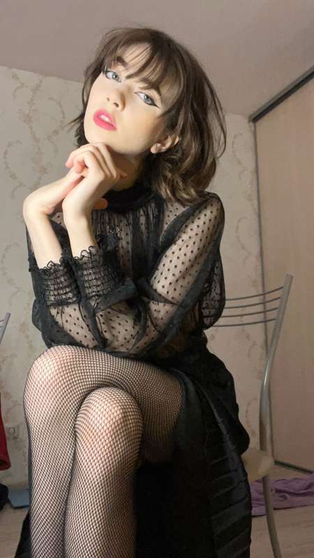 Yoursmalldoll - Fansly - 15 Dec, 2022 4