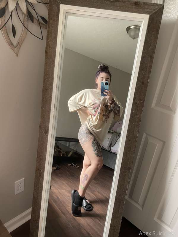 We all love some good mirror photos