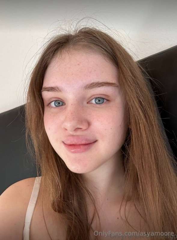 🔥 STOP SCROLLING 🔥@sofigol 🔥 Her wet pussy 🫦🫦 is waiting for..