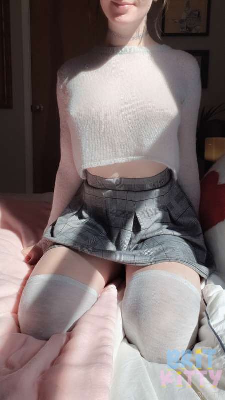 hii☺️ dropping another older set here for yall bc its super .. 5