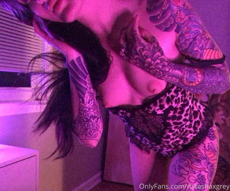 First nude set in my new cam / filming room! Really excited .. 1