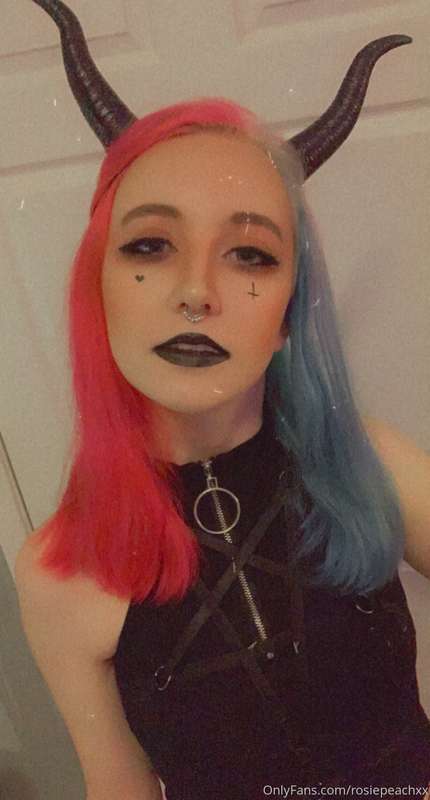 i really loved this look from halloween tho 🥺 2