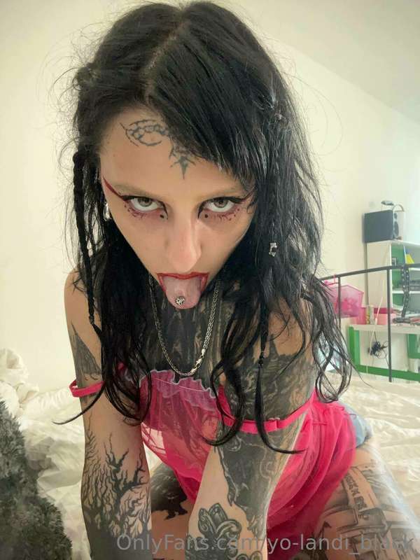 Do you think I can change my look from gothic and dark to cu..