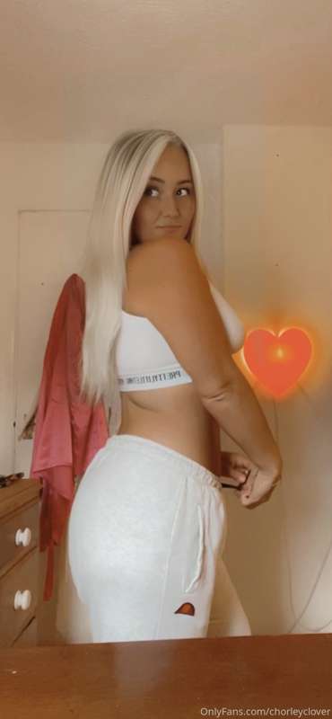 Like 100+ of my posts and I’ll send you a £5 squirt video fo..