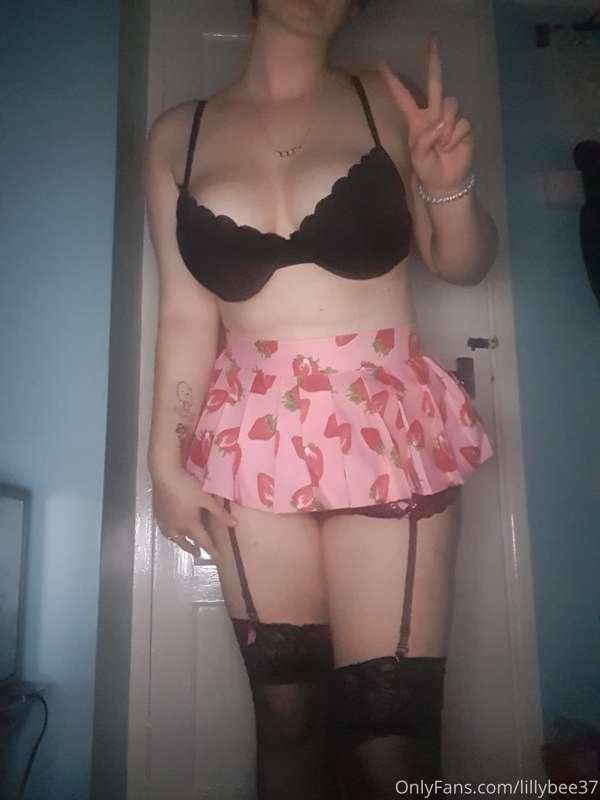 Some strawberry skirt for you ;) 4